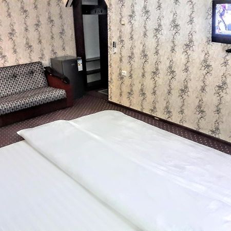 Manzur Apartment Fergana Ngoại thất bức ảnh